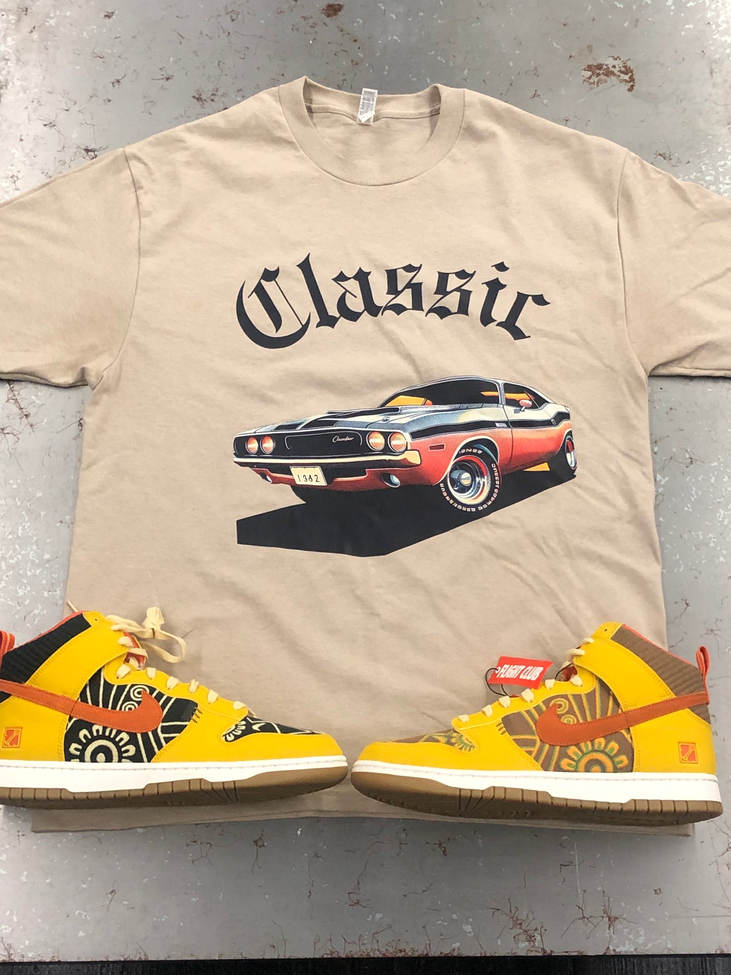 14 CLASSIC CAR
